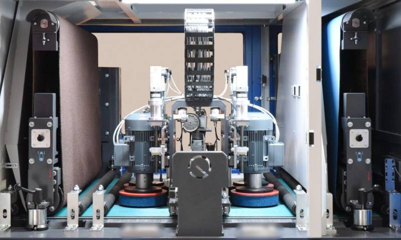machine outil pour ébavurage de pièces plates 3D tribofinition