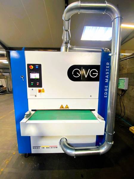 Ébavurage industriel : une Edge Master avec aspiration à voie humide installée chez SYSTEM Conception par FHAMO