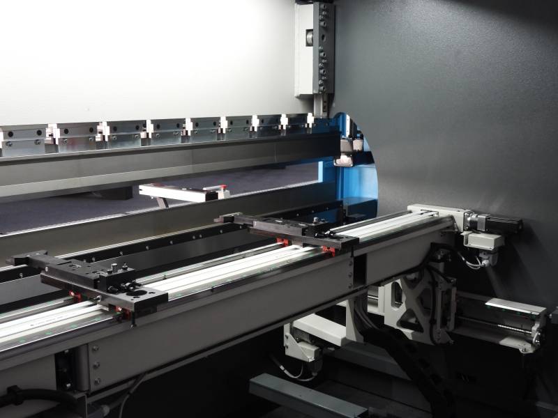 presse plieuse pliage optiform fabrication europe HACO FHAMO France Bordeaux