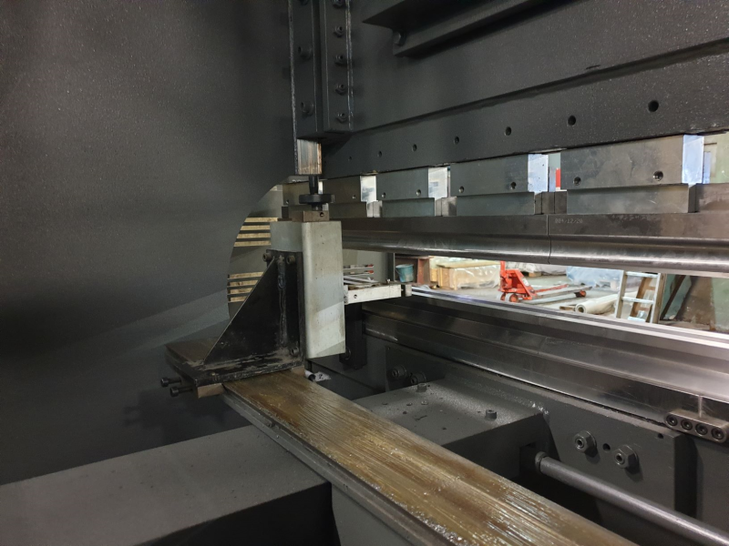 machine outil pliage tole industrielle occasion FHAMO HACO France