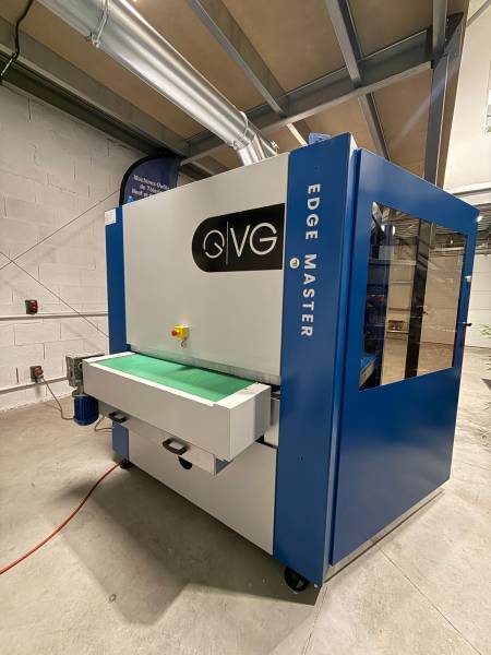 Ebavureuse semi-automatique EDGE MASTER - Showroom