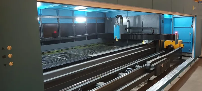 Découpe laser fibre combiné tôle et tube HFL-GXE