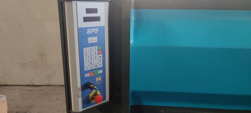 machine outil cisaillage débit couper acier inox occasion FHAMO HACO France