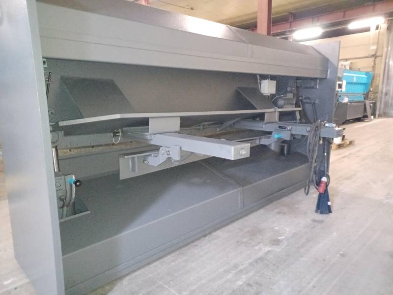 machine outil cisaillage débit couper métal acier inox occasion HACO FHAMO France