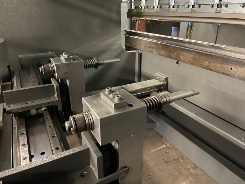 machine outil industrielle occasion presse plieuse HACO FHAMO France 