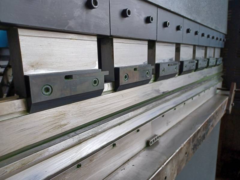 presse plieuse professionnelle occasion pliage tole HACO FHAMO France