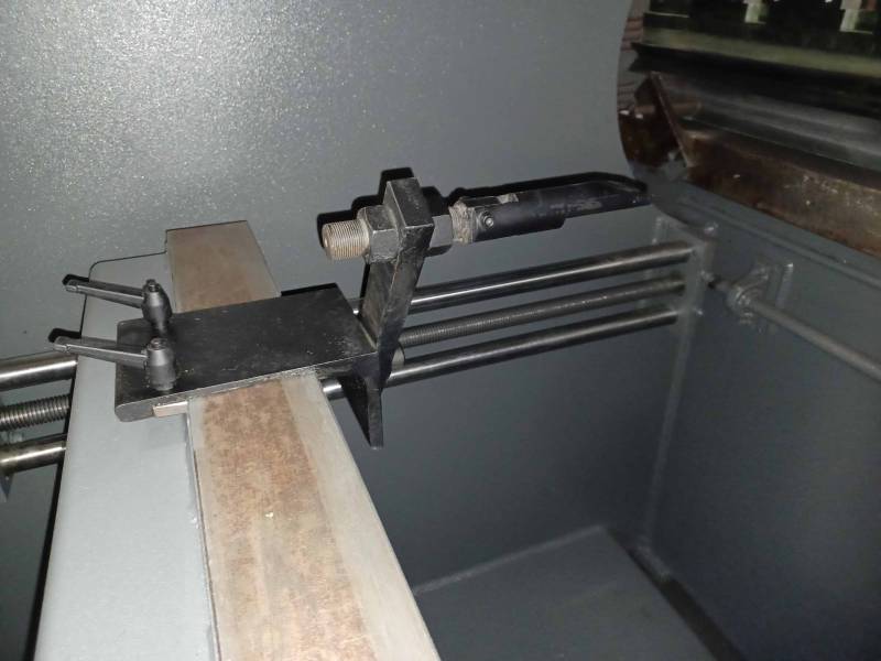 machine outil industrielle pliage métal occasion HACO FHAMO France