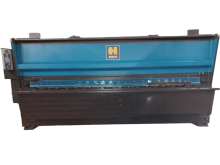 Notre zone d'activité pour ce service Commander des outils industriels fiables pour compléter une chaîne de production déjà en place dans un entrepôt à